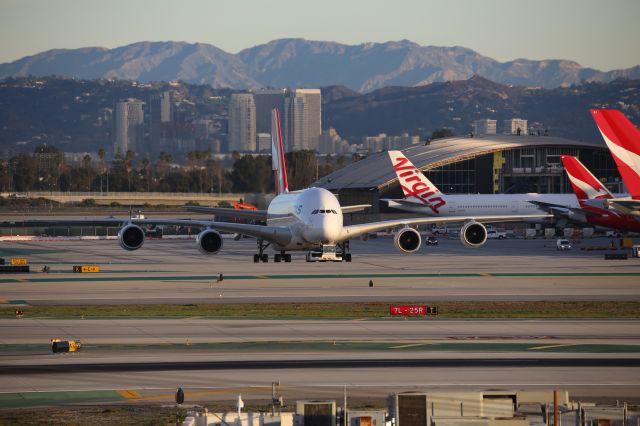 Airbus A380-800 (VH-OQA)