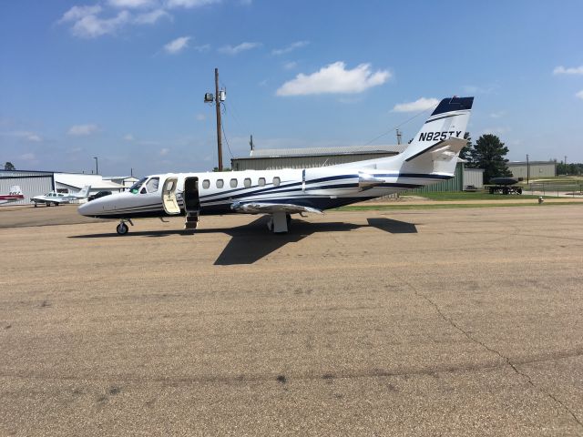 Cessna Citation V (N825TX)