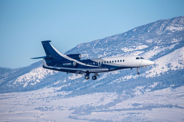 Dassault Falcon 7X (N703MD) - Awesome paint job on this Falcon 7x arrival into KBZN. January 2022