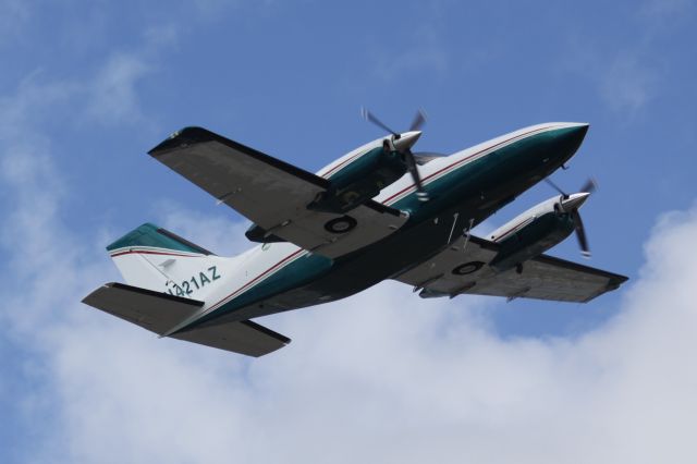 Cessna 421 (N421AZ)