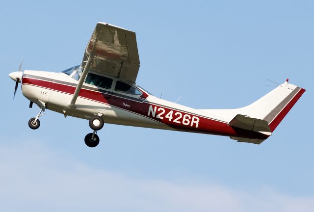 Cessna Skylane (N2426R)