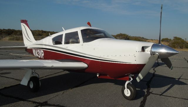 Piper PA-24 Comanche (N143VP)