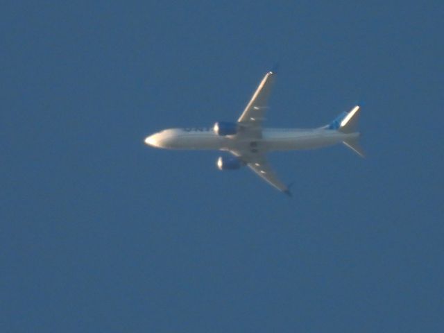 Boeing 737 MAX 8 (N27258) - UAL2200br /EWR-SANbr /09/25/22