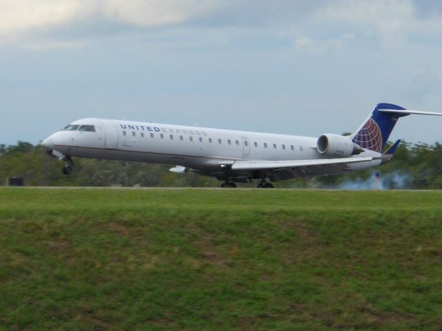 Canadair Regional Jet CRJ-700 (N501MJ)