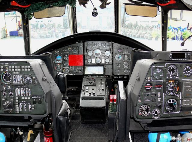 MIL Mi-26 (EBV0681) - Pilot, Copilot, Flight Engineer and Navigator posts.