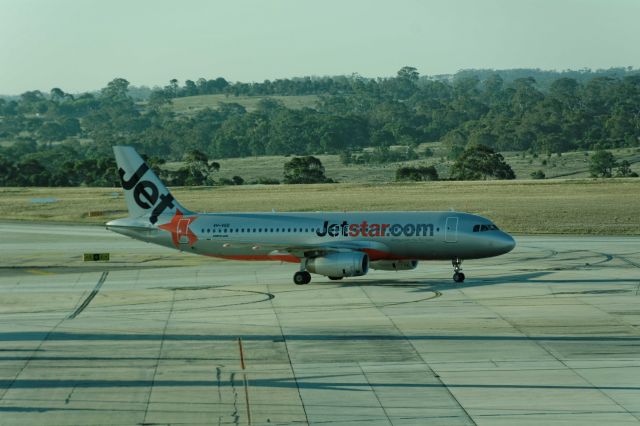 Airbus A320 (VH-VGO)