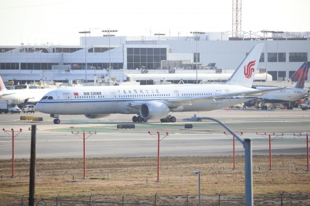 Boeing 787-9 Dreamliner (B-1467)