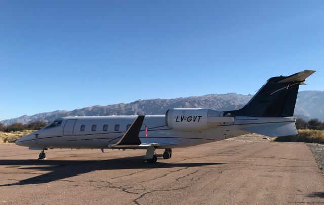 Learjet 60 (LV-GVT)