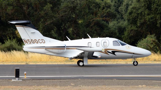 Eclipse 500 (N500CD)