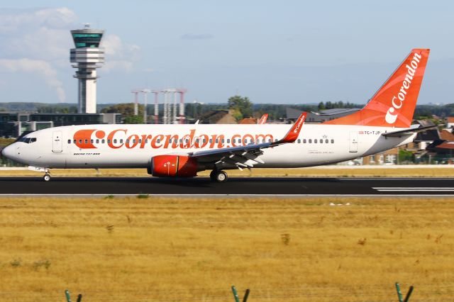 Boeing 737-800 (TC-TJP)