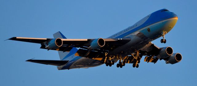 Boeing 747-200 (N28000) - phoenix sky harbor international airport 19FEB20