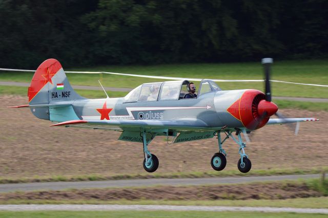 YAKOVLEV Yak-52 (HA-NSF) - OTT19