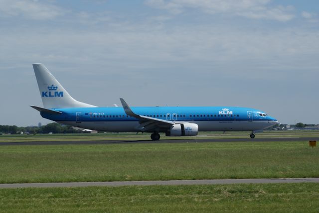 Boeing 737-800 (PH-BCA) - KLM B737-8K2 cn37820