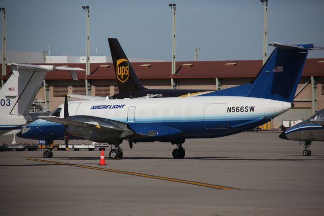 Embraer EMB-120 Brasilia (N566SW)