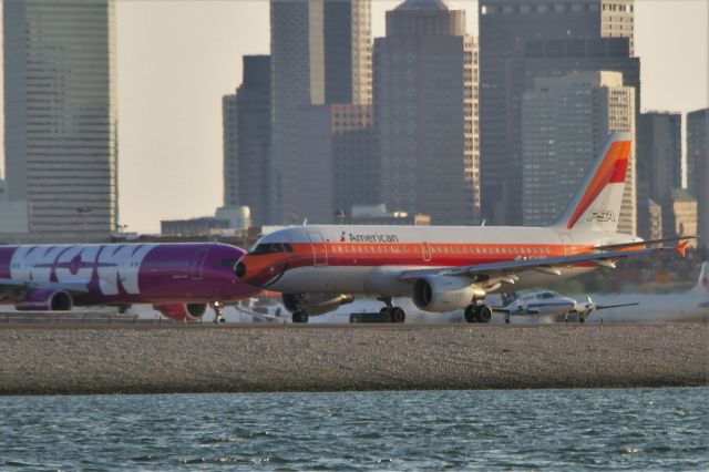 Airbus A319 (N742PS)