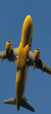 Airbus A320 (N611NK)