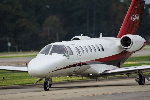 Cessna Citation CJ3 (N287N) - N287N is a 2020 Cessna Citation 525B, seen here taxiing to the ramp at Atlanta's PDK executive airport. I shot this with a Canon 500mm lens. Camera settings were 1/2700 shutter, F4, ISO 320. Please check out my other photography. Votes and positive comments are always appreciated. Questions about this photo can be sent to Info@FlewShots.com