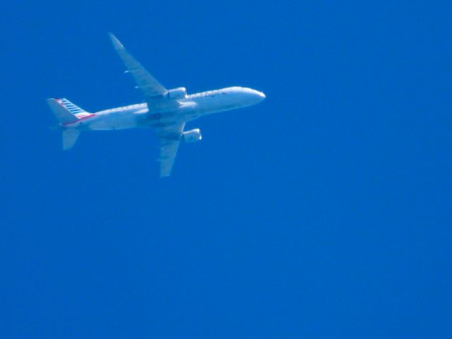 Embraer 175 (N205NN) - ENY3670br /ORD-TULbr /07/05/22