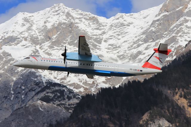 de Havilland Dash 8-400 (OE-LGH)