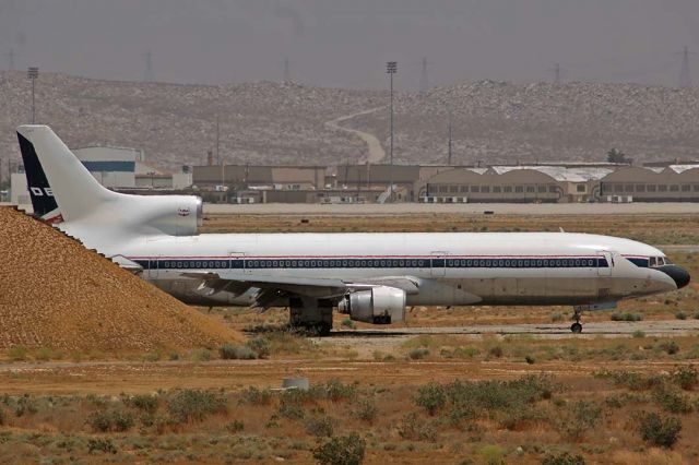 Lockheed L-1011 TriStar — - Former Delta Airlines L-1011 at the Southern California Logistics Airport on June 17, 2005.