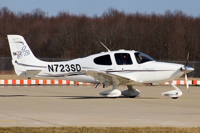 Cirrus SR-22 (N723SD)