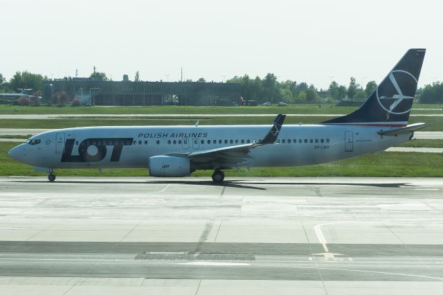 Boeing 737-800 (SP-LWF) - EPWA/WAW Spotting