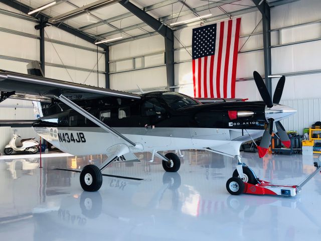 Quest Kodiak (N434JB)