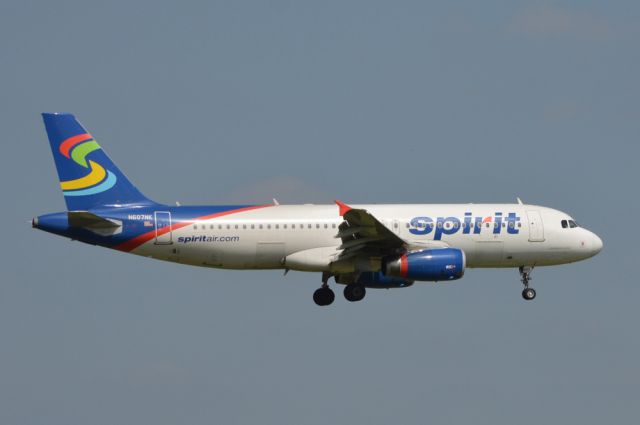 Airbus A320 (N607NK) - Spirit Airlines arriving DFW from Cancun 04/30/2013