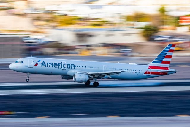 Airbus A321 (N188US) - An American Airlines A321 landing at PHX on 2/28/23. Taken with a Canon R7 and Canon EF 100-400 L ii lens.