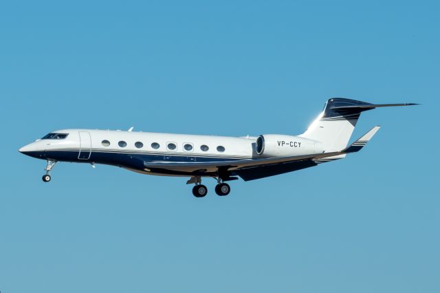 Gulfstream Aerospace Gulfstream G650 (VP-CCY) - Gulfstream G 650 ER cn 6194. VP-CCY final rwy 03 YPPH 23 March 2024
