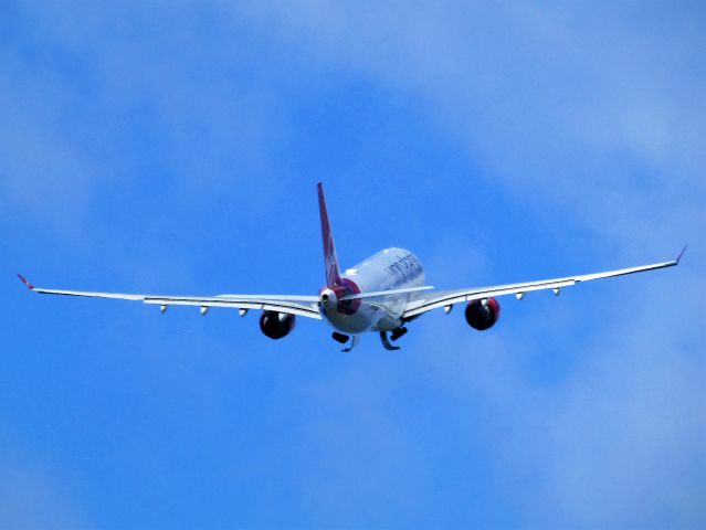 Airbus A330-200 (G-VWND)