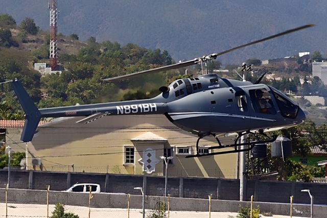 Bell 505 (N891BH)