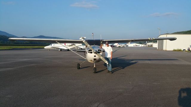 Cessna Skyhawk (N8736B) - Aug 21st Solar Eclipse at home airport.