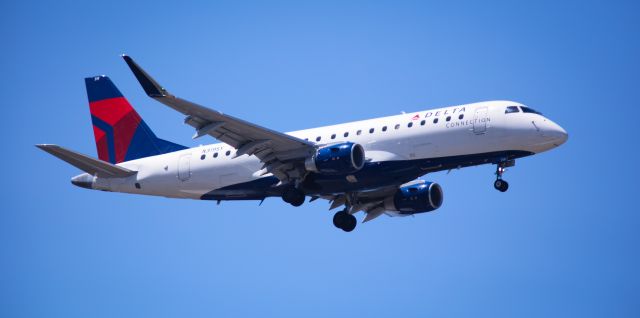 Embraer 175 (N319SY) - PSC  7-23-2024