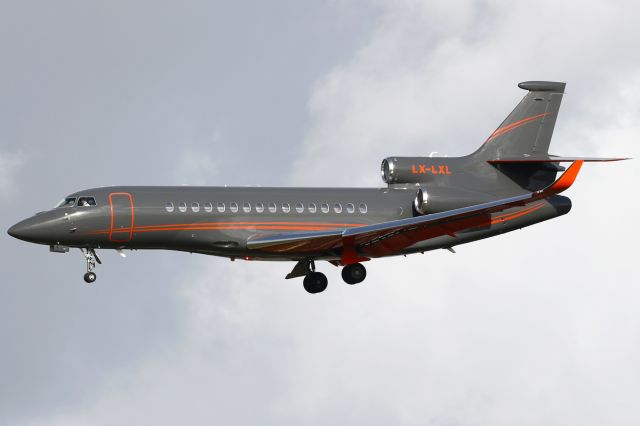 Dassault Falcon 8X (LX-LXL)