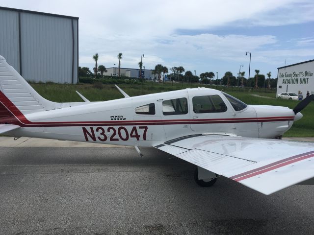 Piper Cherokee (N32047)