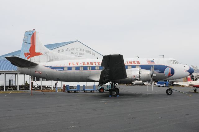 MARTIN 404 (N450A) - Mid Atlantic Museum in Redding PA Martin 404