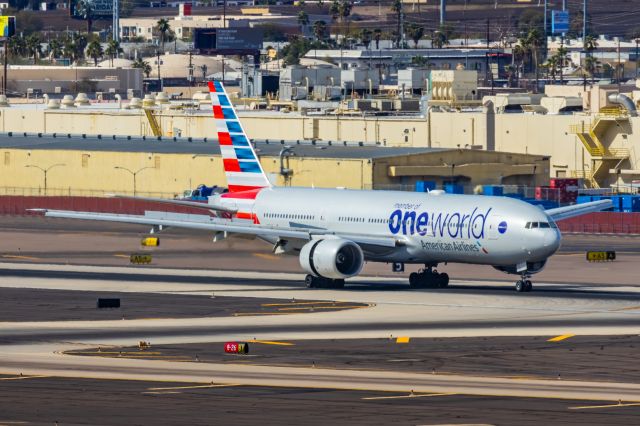 Boeing 777-200 (N791AN) - An American Airlines 777-200 in Oneworld special livery landing at PHX on 2/11/23 during the Super Bowl rush. Taken with a Canon R7 and Canon EF 100-400 II L lens.