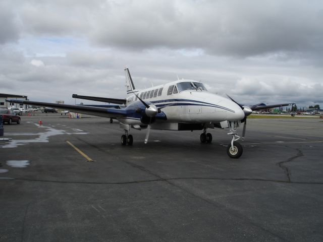 Beechcraft Airliner (N991AK)