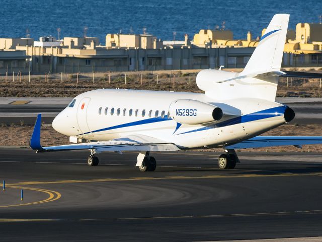 Dassault Falcon 900 (N529SG)