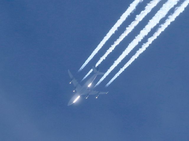 Airbus A340-300 (D-AIFF) - FRA-TPA April 23, 2019 DLH482 over Columbia,SC at 38,000 reflects afternoon sun