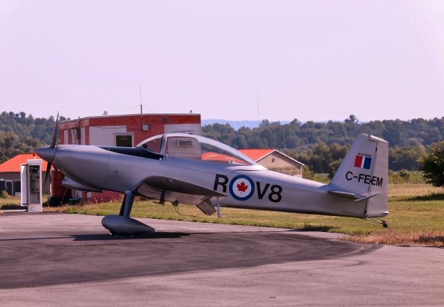 Vans RV-8 (C-FEEM)