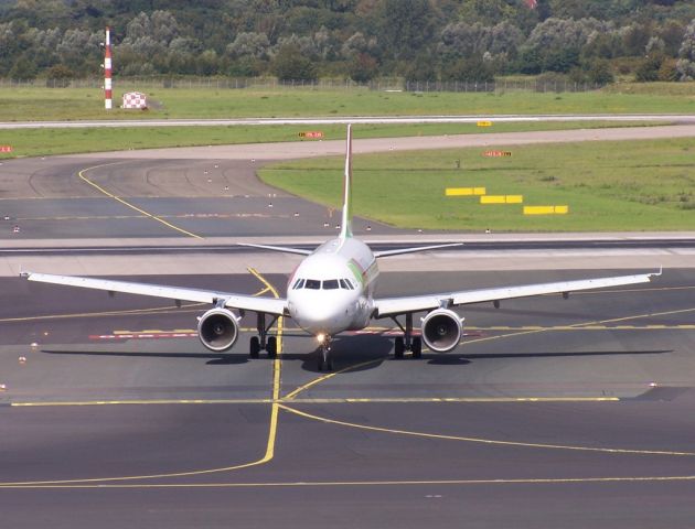 Airbus A319 (CS-TTR) - Photo taken during August 2014 c/n 1756