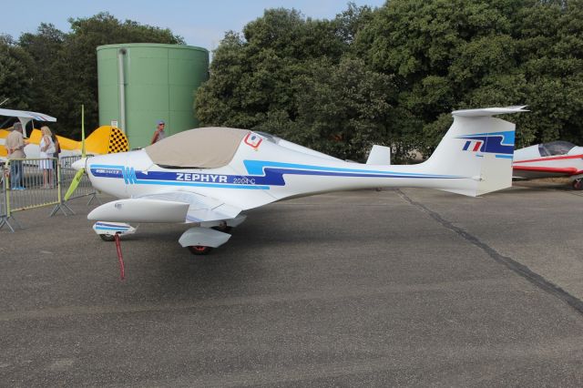 — — - 10 sept 2016br /Carpentras airfield . 10 NM NE of Avignon airportbr /reg : 05 MZ