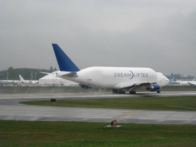 Boeing 747-400 (N780BA)