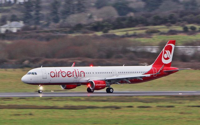 Airbus A321 (OE-IFX) - air berlin a321-211 oe-ifx landing at shannon after a test flight 30/1/18.