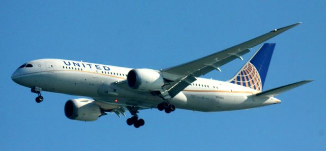 Boeing 787-8 (N26902) - On Final 28L, 02-16-2015,  a rel=nofollow href=http://flightaware.com/live/flight/N26902/history/20150216/1320Z/KIAH/KSFOhttp://flightaware.com/live/flight/N26902/history/20150216/1320Z/KIAH/KSFO/a