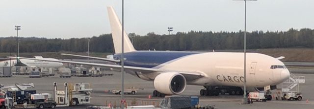 Boeing 777-200 (N702GT) - Cargo Apron, Anchorage International Airport