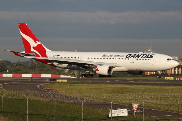 Airbus A330-200 (VH-EBP) - on 2 May 2017