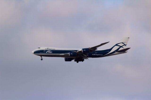 BOEING 747-8 (VQ-BRH) - Inbound from LAX -- ABW597